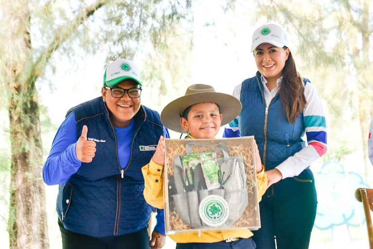 TERE JIMÉNEZ DA INICIO AL PROGRAMA DE REFORESTACIÓN 2024 “ÁRBOLES FUERTES, HUELLAS GIGANTES”