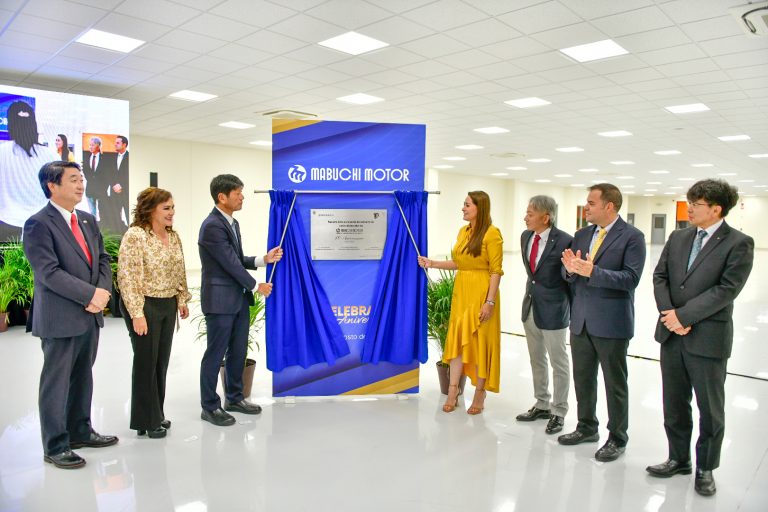 ENCABEZA TERE JIMÉNEZ LA CELEBRACIÓN DEL DÉCIMO ANIVERSARIO DE LA EMPRESA JAPONESA MABUCHI MOTOR