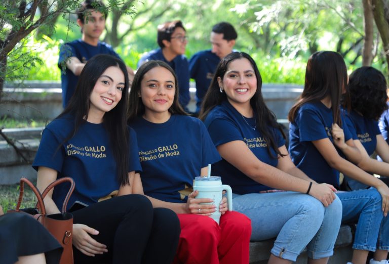 NUEVOS ALUMNOS DEL CENTRO DE CIENCIAS DEL DISEÑO Y DE LA CONSTRUCCIÓN ATIENDEN CURSO DE INDUCCIÓN