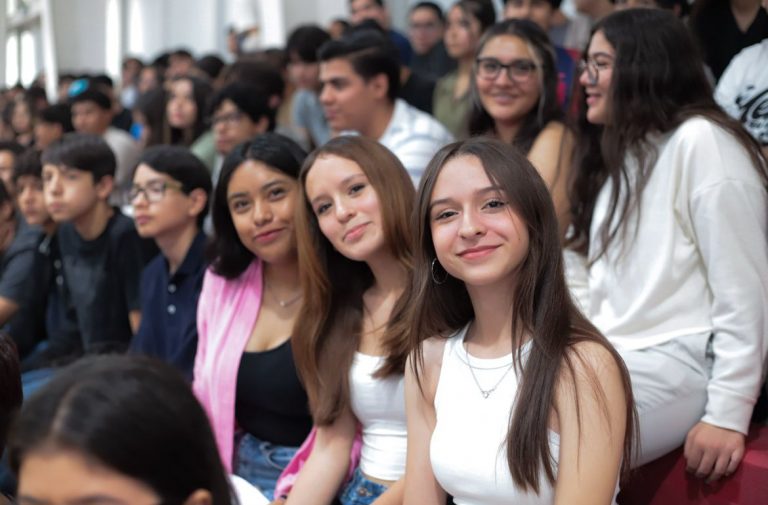 UAA DA LA BIENVENIDA A LOS NUEVO ESTUDIANTES DE BACHILLERATO