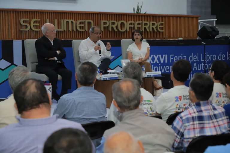 FLUAA 2024, MARCO DE LA PRESENTACIÓN DEL LIBRO: “EN QUÉ CREER Y OTRAS HISTORIAS HETERODOXAS” DE OTTO GRANADOS ROLDÁN