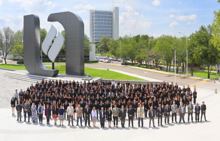 NUEVAS SOCIEDADES DE ALUMNOS DE LA UAA TOMARON PROTESTA