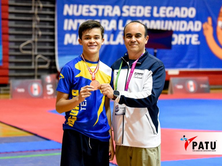 AGUASCALENTENSE DESTACA EN TORNEO INTERNACIONAL DE TAEKWONDO EN LIMA, PERÚ