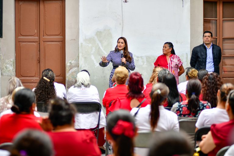 TERE JIMÉNEZ REITERA SU COMPROMISO CON INTEGRANTES DEL FRENTE ESTATAL DE ORGANIZACIONES INDEPENDIENTES