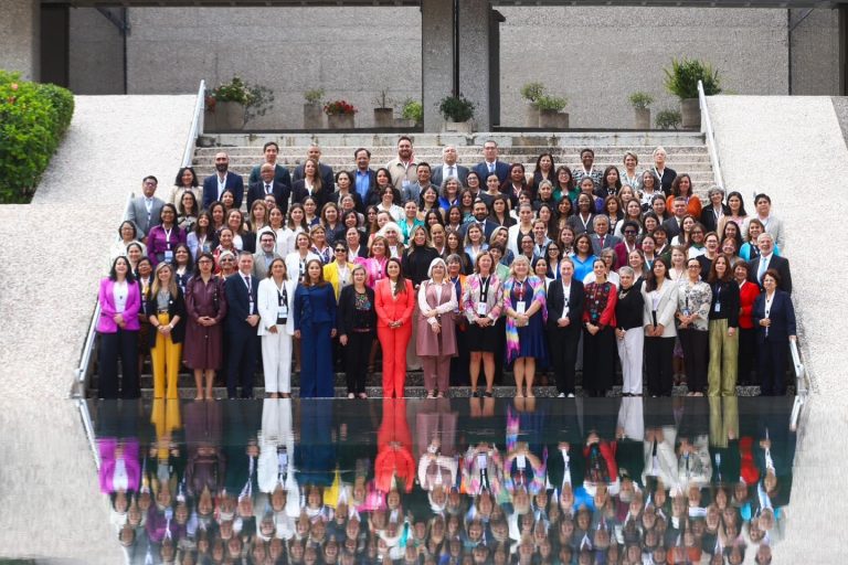 REFRENDA TERE JIMÉNEZ SU COMPROMISO CON EL BIENESTAR Y DESARROLLO INTEGRAL DE LAS MUJERES