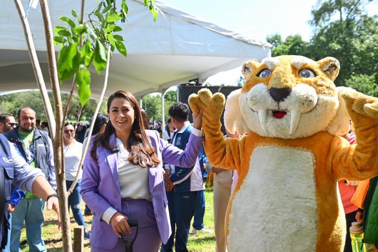 TERE JIMÉNEZ ENCABEZA CIERRE DE REFORESTACIÓN HISTÓRICA EN TODOS LOS MUNICIPIOS DEL ESTADO